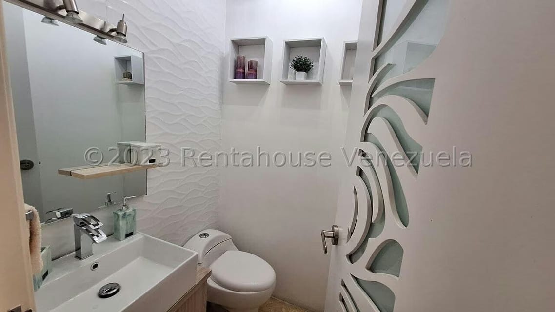 Apartamento (1 Nivel) en Venta en Lomas del Sol, Distrito Metropolitano - 16
