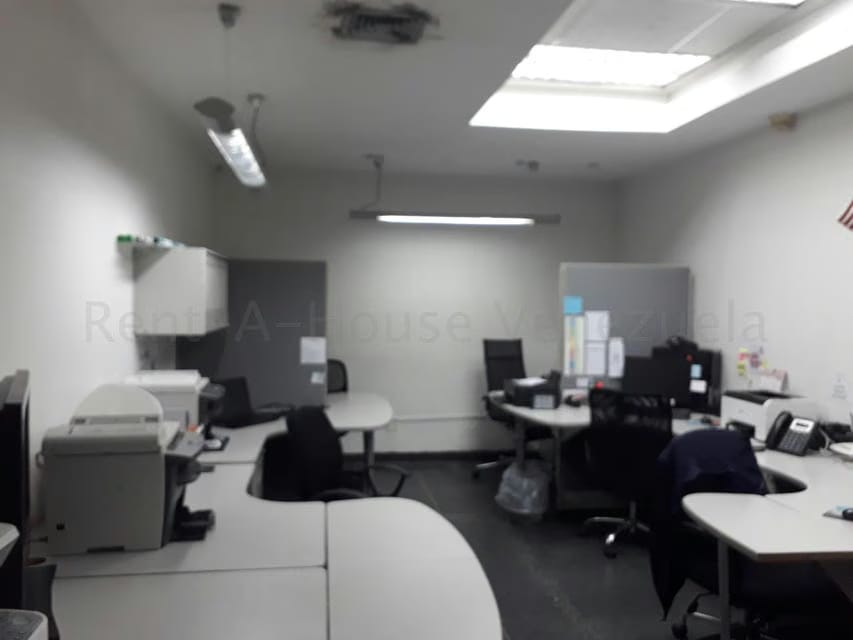 Comercial (Local Comercial) en Venta en El Rosal, Distrito Metropolitano - 12