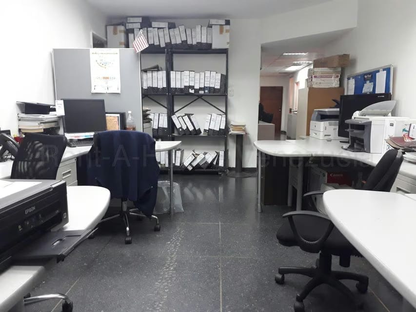 Comercial (Local Comercial) en Venta en El Rosal, Distrito Metropolitano - 14