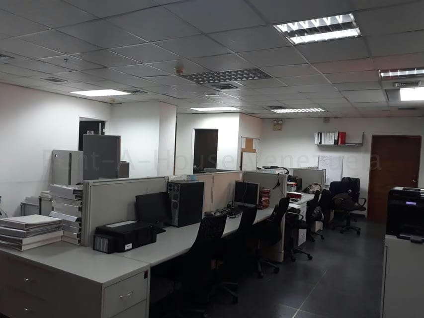 Comercial (Local Comercial) en Venta en El Rosal, Distrito Metropolitano - 6