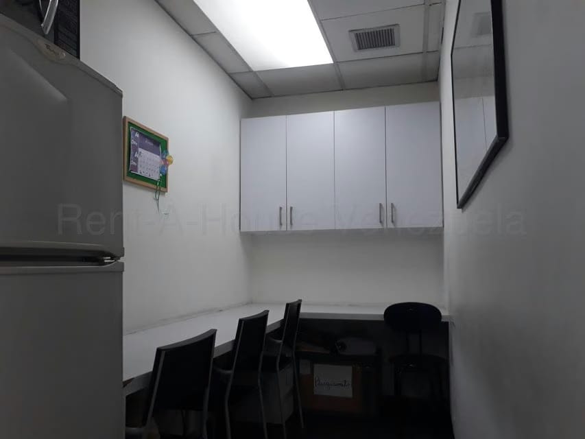 Comercial (Local Comercial) en Venta en El Rosal, Distrito Metropolitano - 8