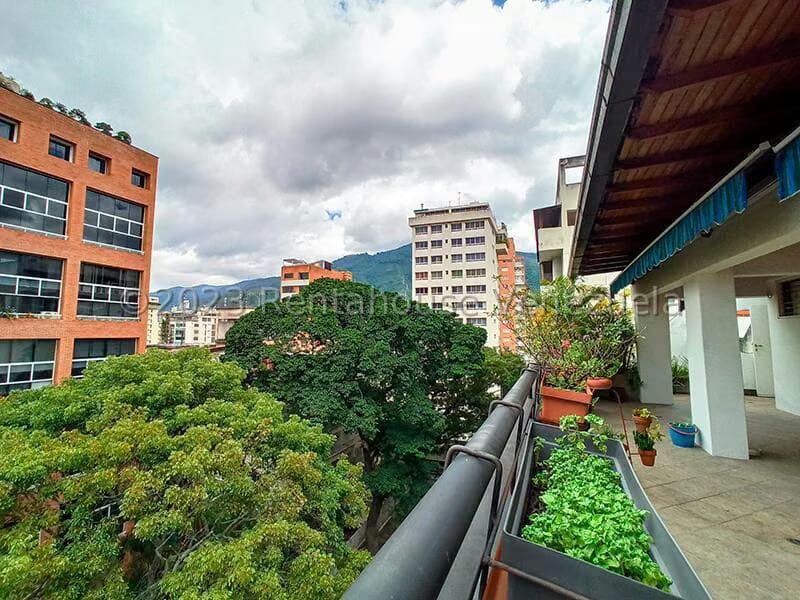 Apartamento (Penthouse) en Venta en La Campiña, Distrito Metropolitano - 16