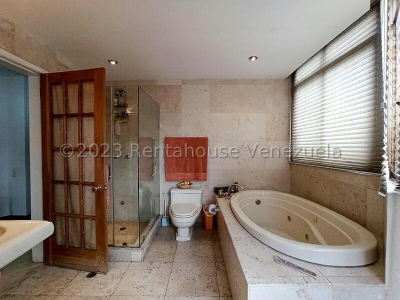 Apartamento (Penthouse) en Venta en La Campiña, Distrito Metropolitano - 26