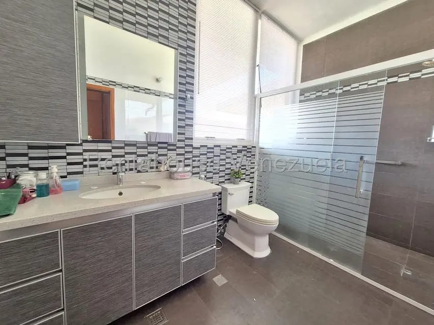 Casa (1 Nivel) en Venta en Altos de Guataparo, Carabobo - 15