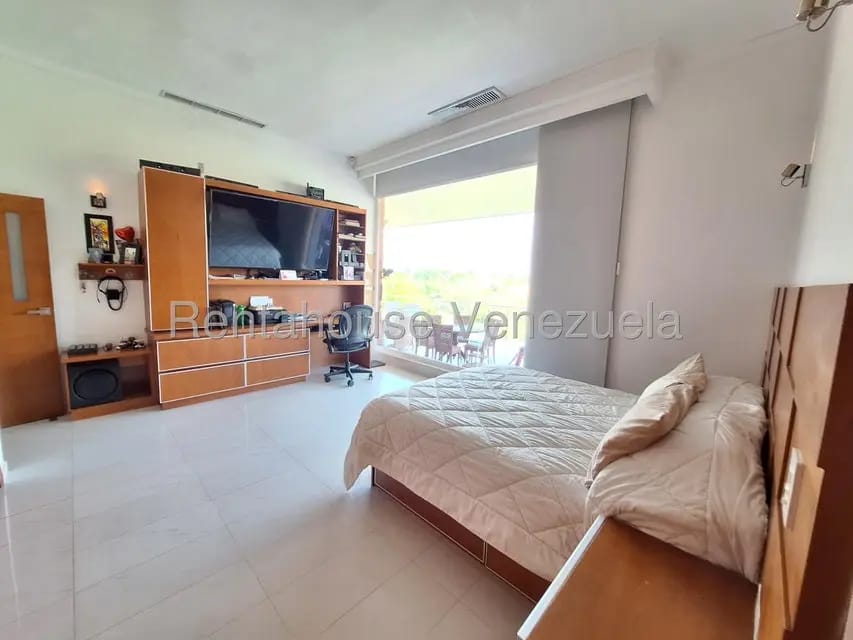 Casa (1 Nivel) en Venta en Altos de Guataparo, Carabobo - 16