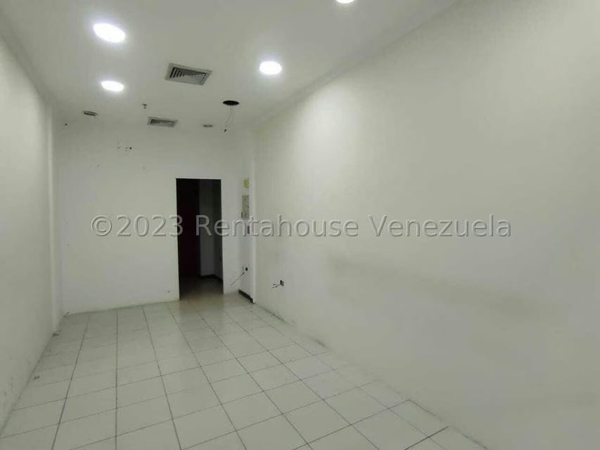 Comercial (Local Comercial) en Alquiler en Los Libertadores, Aragua - 11