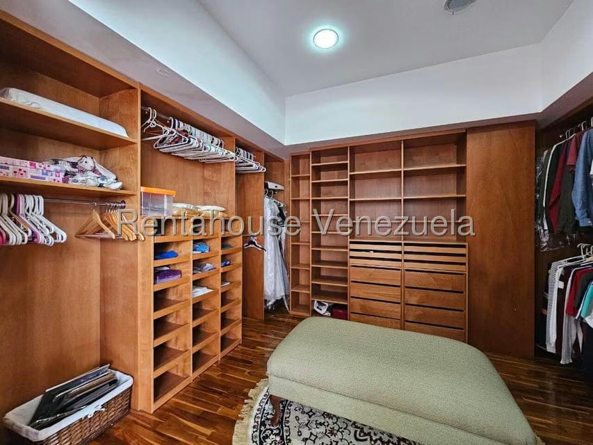 Casa (Duplex) en Venta en La Lagunita Country Club, Distrito Metropolitano - 24