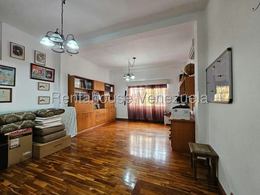 Casa (Duplex) en Venta en La Lagunita Country Club, Distrito Metropolitano - 40