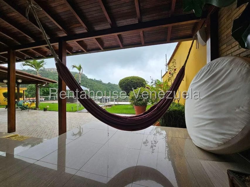 Casa (Duplex) en Venta en La Lagunita Country Club, Distrito Metropolitano - 54