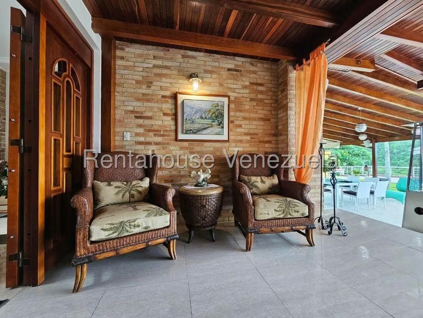 Casa (Duplex) en Venta en La Lagunita Country Club, Distrito Metropolitano - 56