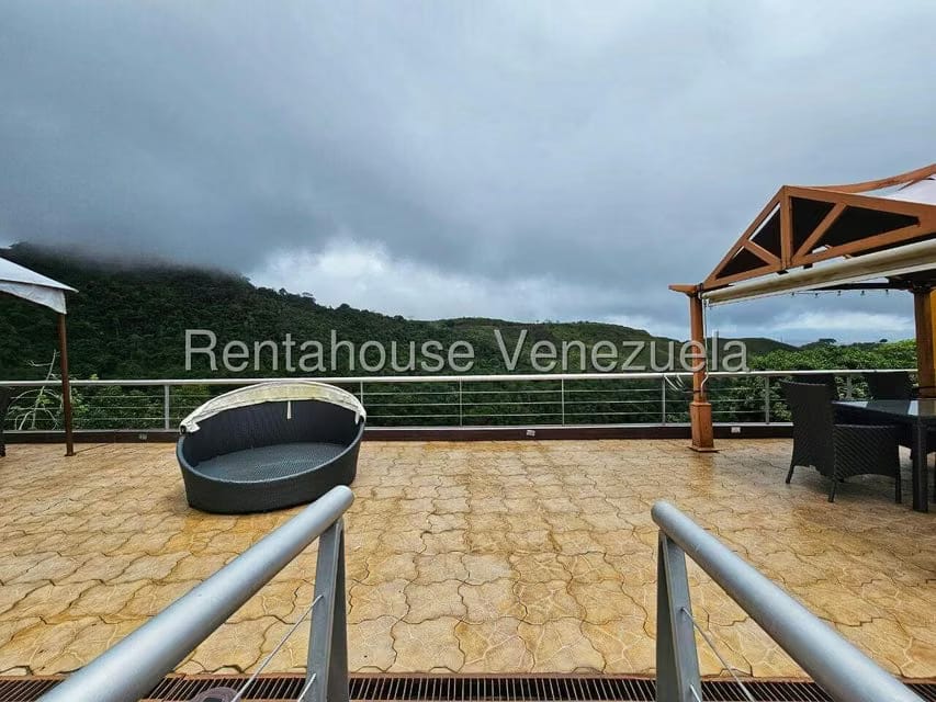 Casa (Duplex) en Venta en La Lagunita Country Club, Distrito Metropolitano - 57