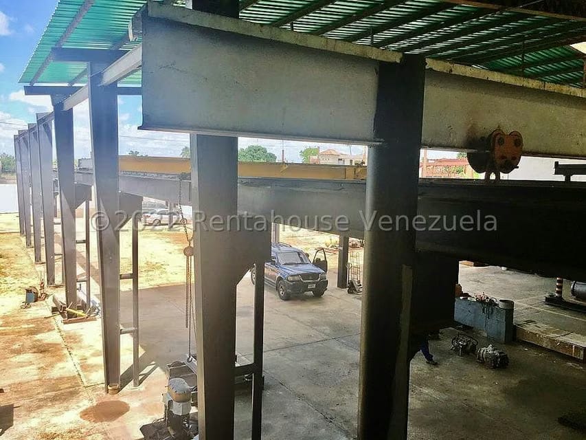 Comercial (Galpon - Deposito) en Venta en Pueblo Nuevo Sur, Anzoategui - 4