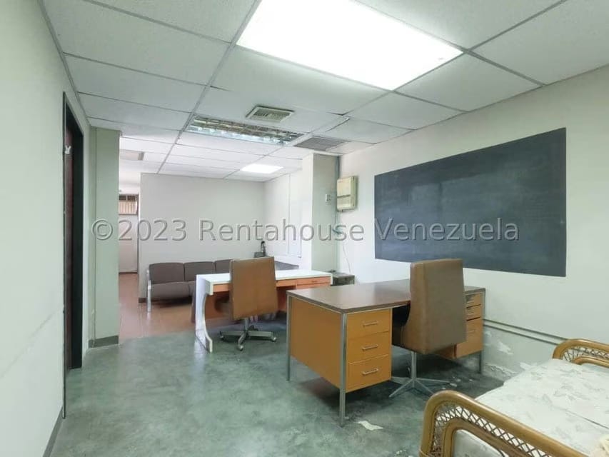 Comercial (Galpon - Deposito) en Venta en Parroquia Juan de Villegas, Lara - 17