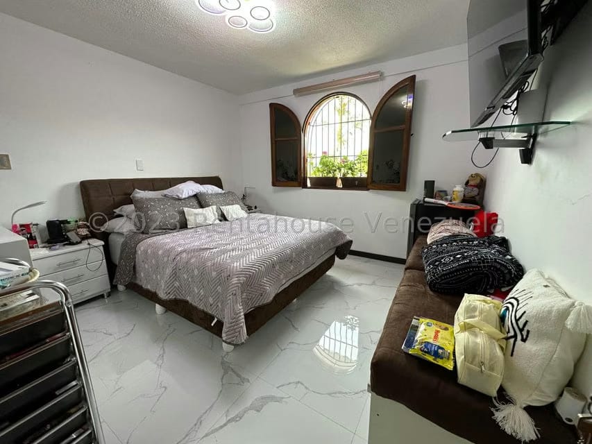 Casa (Multipes Niveles) en Venta en El Cafetal, Distrito Metropolitano - 30