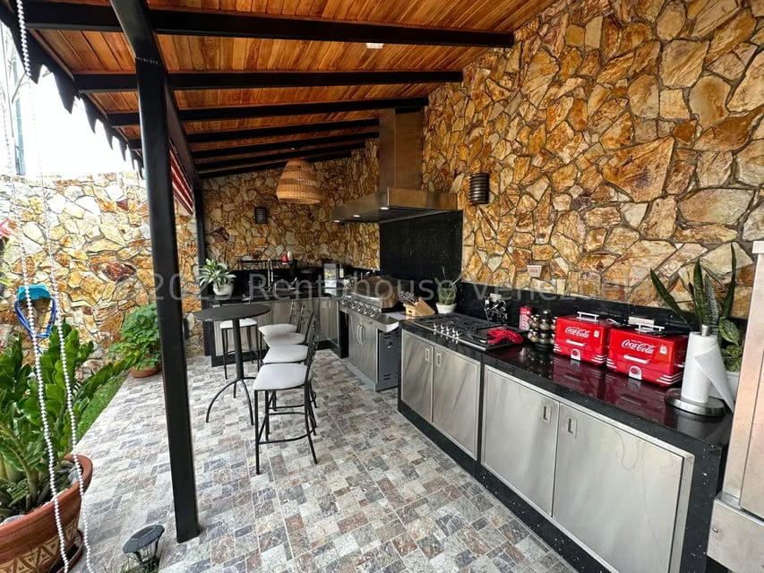 Casa (Multipes Niveles) en Venta en El Cafetal, Distrito Metropolitano - 43