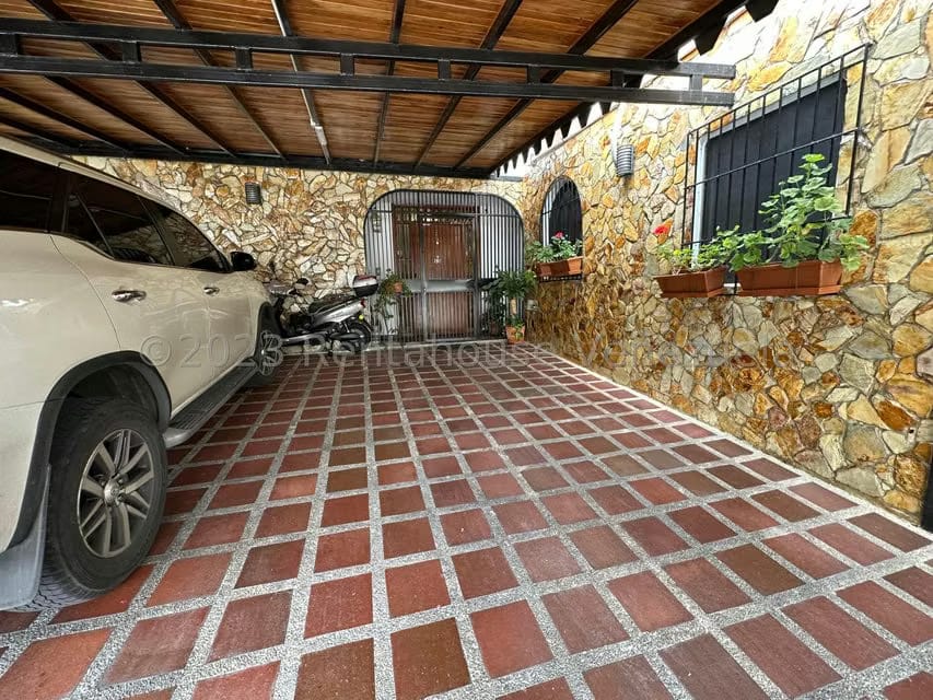 Casa (Multipes Niveles) en Venta en El Cafetal, Distrito Metropolitano - 55