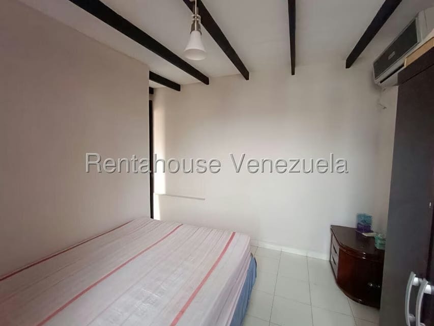 Apartamento (Duplex) en Venta en La Granja, Carabobo - 24
