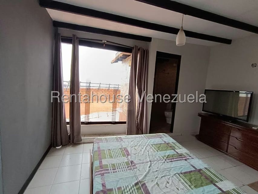 Apartamento (Duplex) en Venta en La Granja, Carabobo - 31