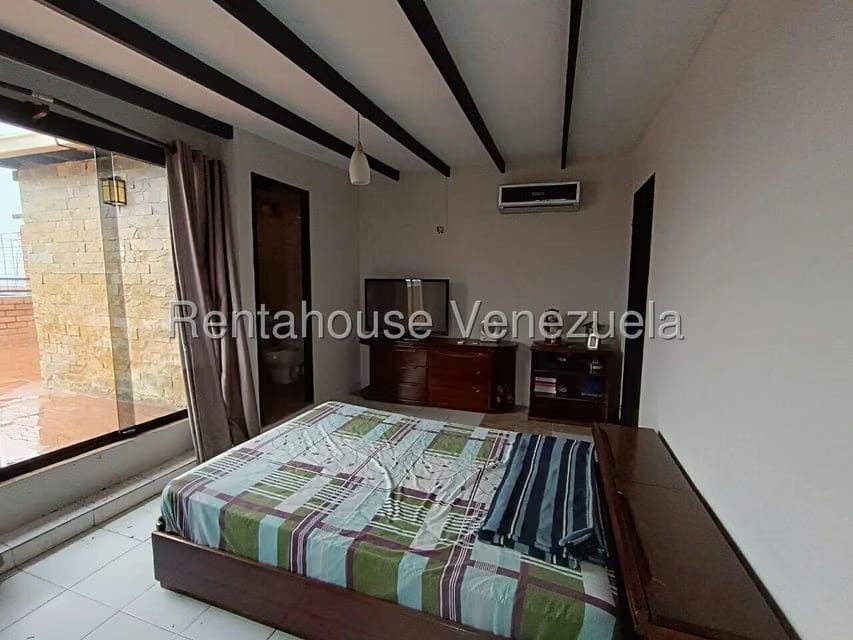 Apartamento (Duplex) en Venta en La Granja, Carabobo - 32