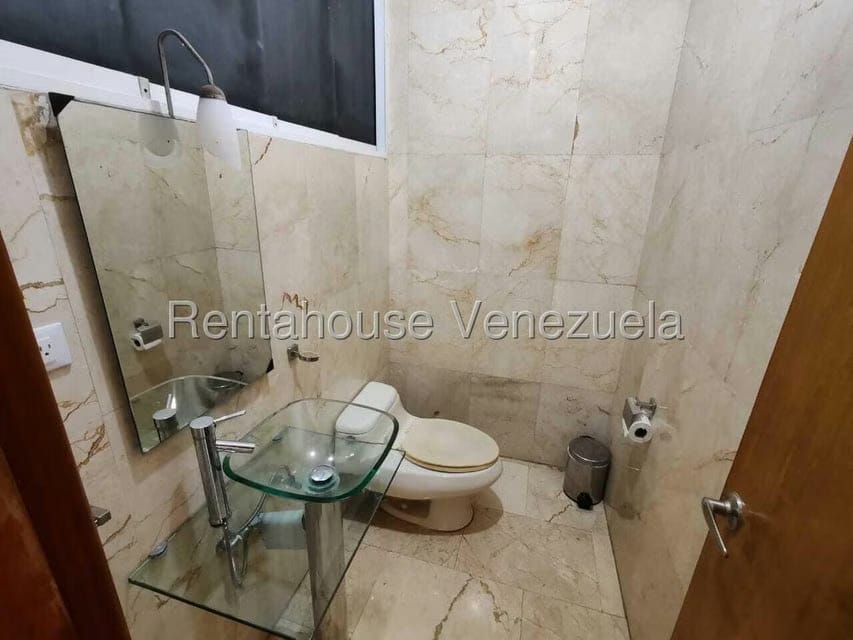 Casa (1 Nivel) en Venta en Caraballeda, Vargas - 26