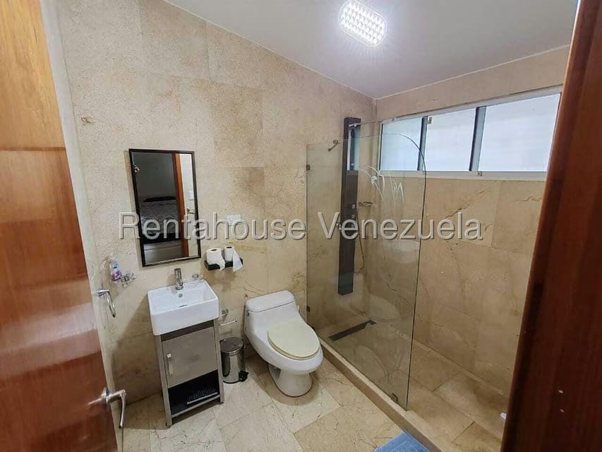 Casa (1 Nivel) en Venta en Caraballeda, Vargas - 27