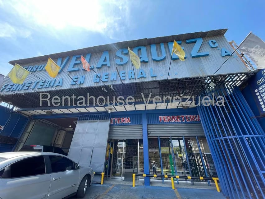 Negocios y Empresas (Ferreteria) en Venta en La Coromoto, Aragua - 2