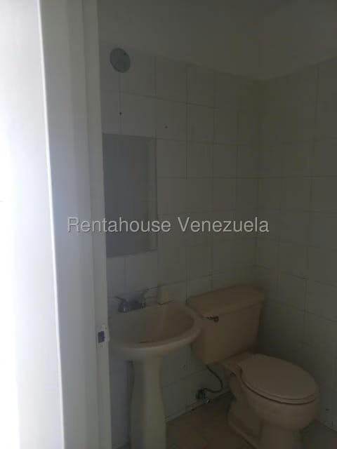 Apartamento (Duplex) en Venta en Lomas de La Trinidad, Distrito Metropolitano - 6