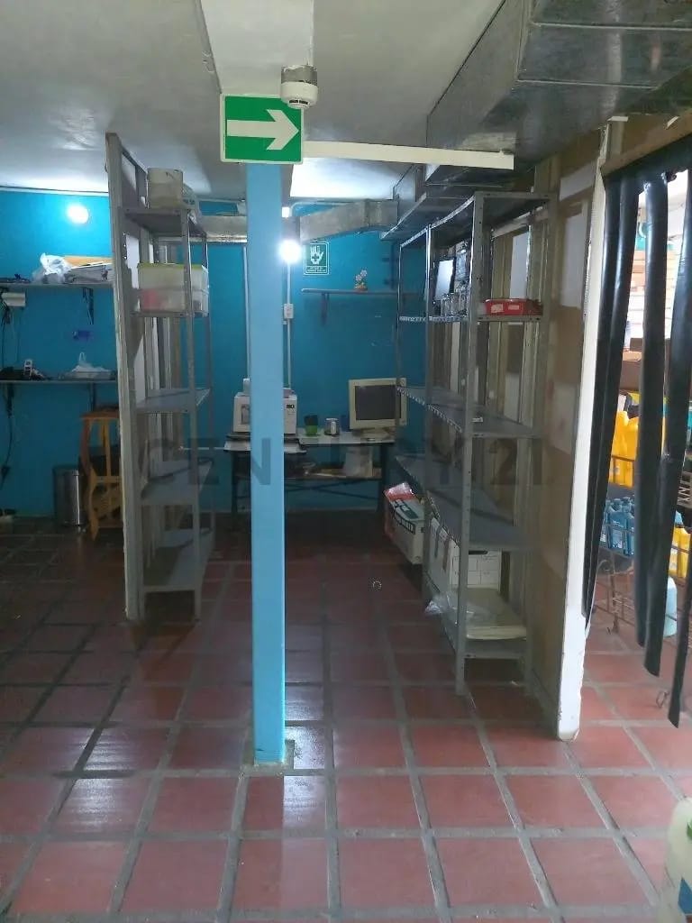 Local Comercial Circunvalacion 1 - 5