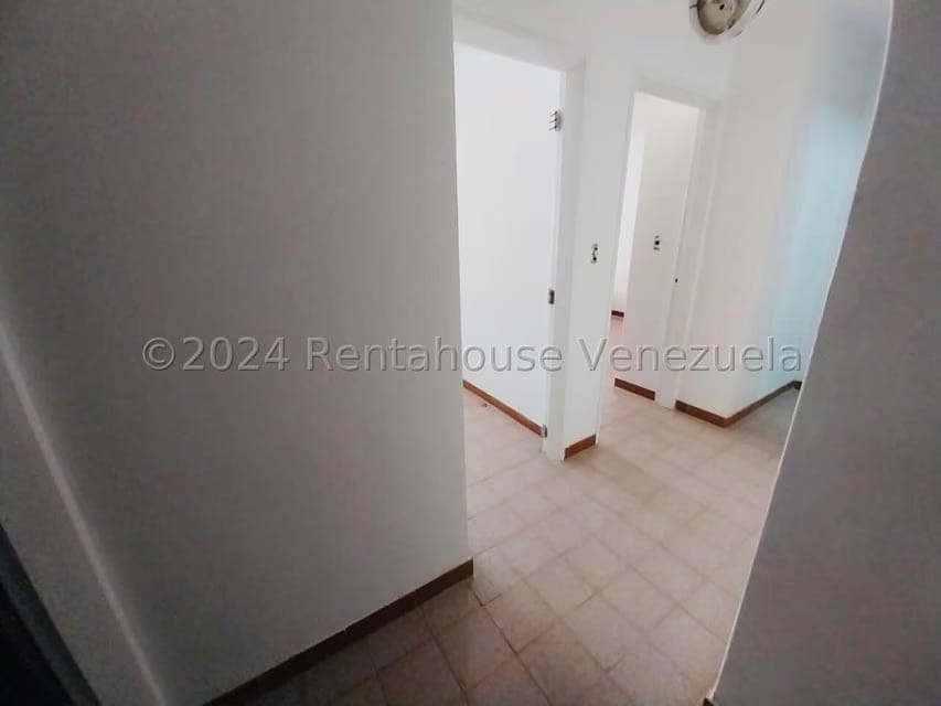 Apartamento (1 Nivel) en Venta en El Marques, Distrito Metropolitano - 20