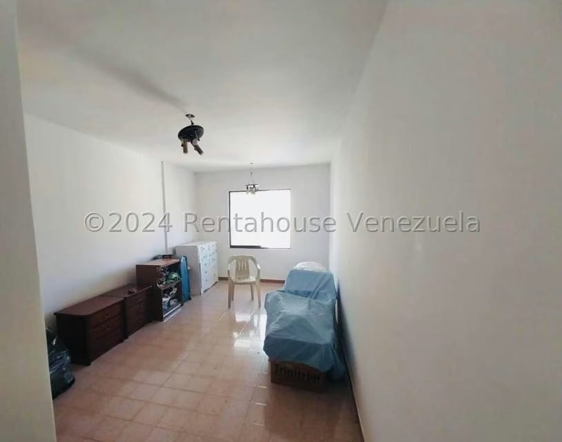 Apartamento (1 Nivel) en Venta en El Marques, Distrito Metropolitano - 24