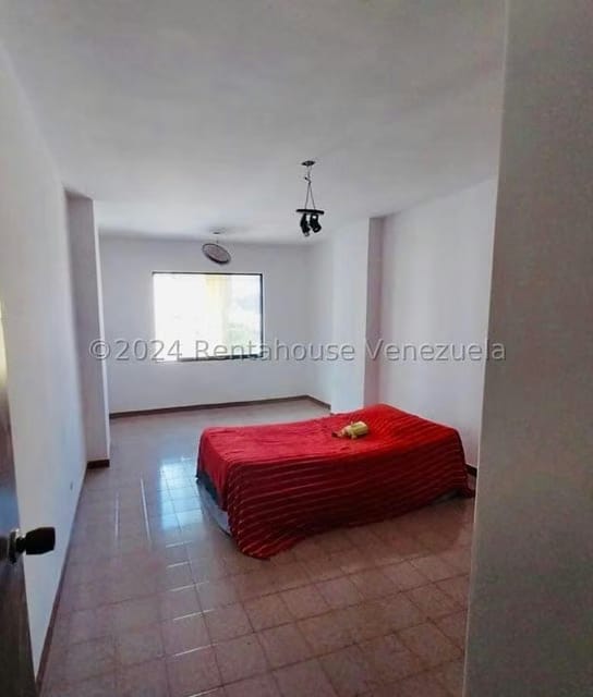 Apartamento (1 Nivel) en Venta en El Marques, Distrito Metropolitano - 27