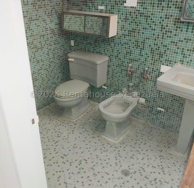 Apartamento (1 Nivel) en Venta en El Marques, Distrito Metropolitano - 31