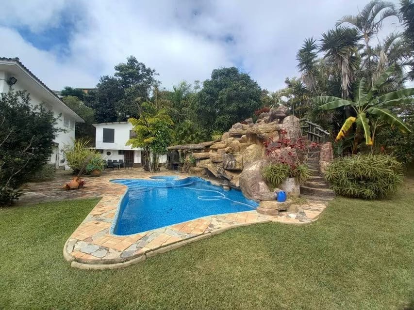 Casa (Multipes Niveles) en Venta en La Lagunita Country Club, Distrito Metropolitano - 37