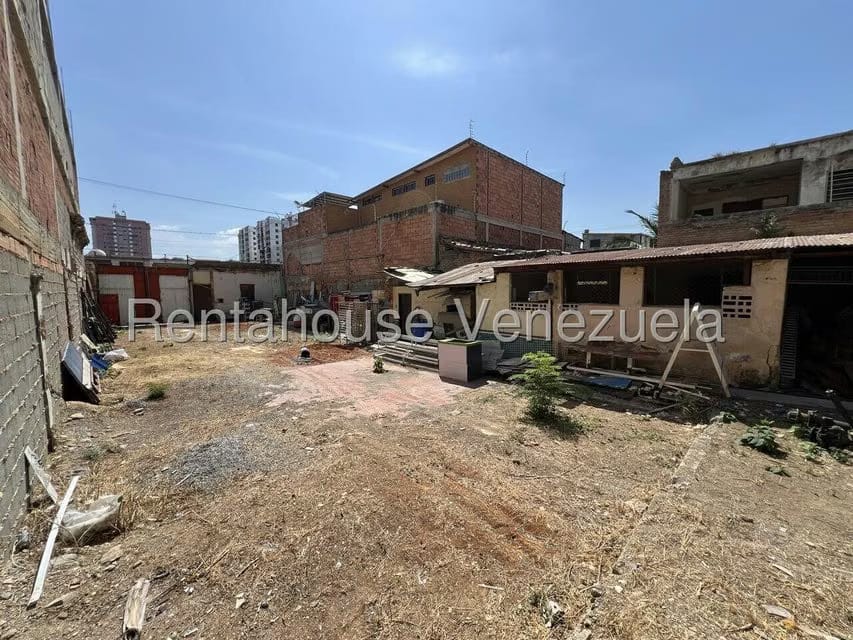 Terreno (Comercial) en Venta en Centro, Lara - 21