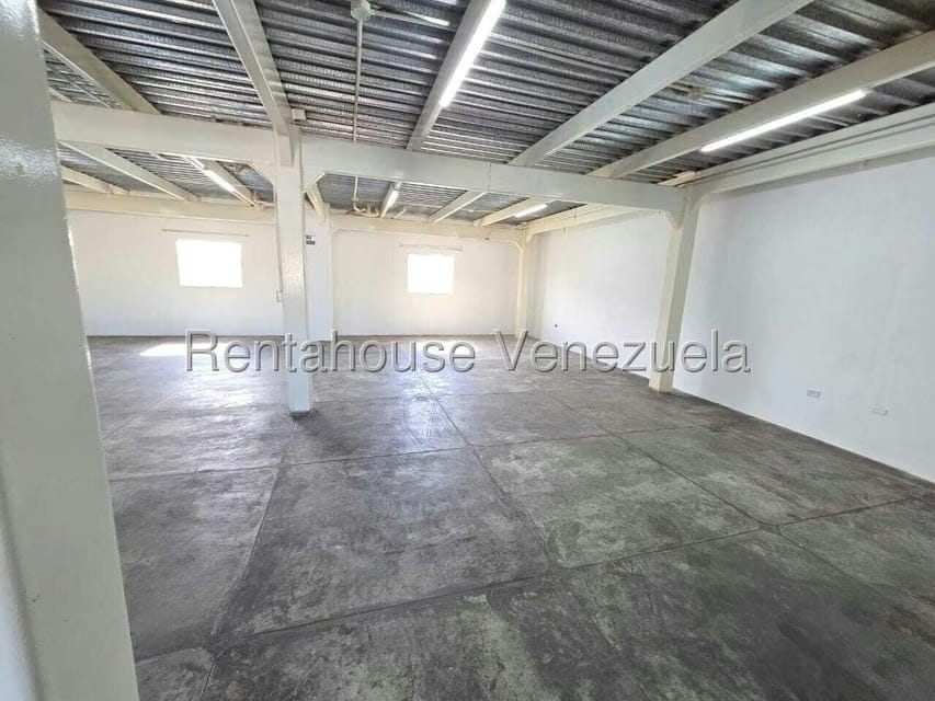 Comercial (Local Comercial) en Alquiler en Mariperez, Distrito Metropolitano - 11