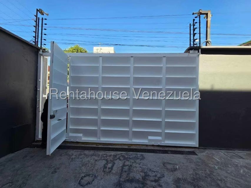 Comercial (Local Comercial) en Alquiler en Mariperez, Distrito Metropolitano - 4