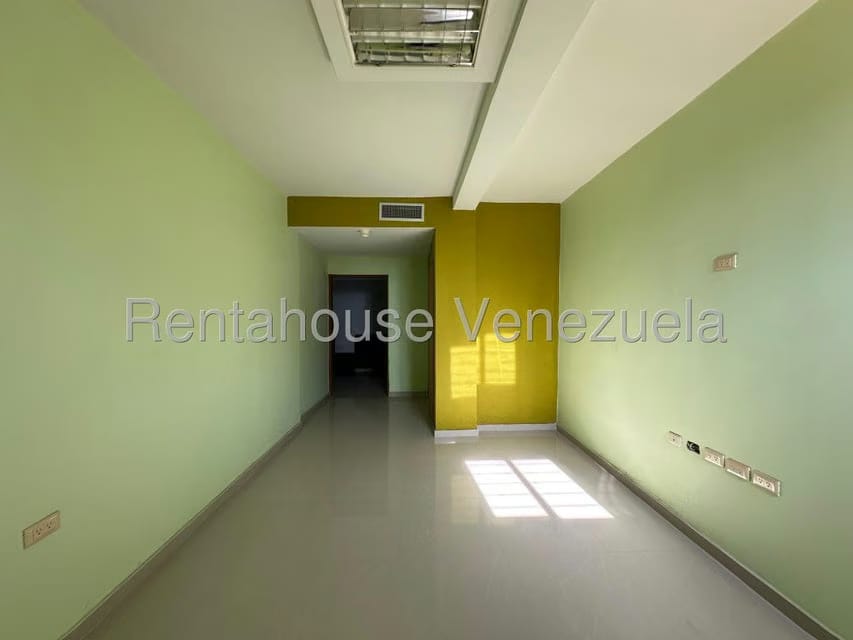 Comercial (Edificio) en Alquiler en Centro, Falcon - 14