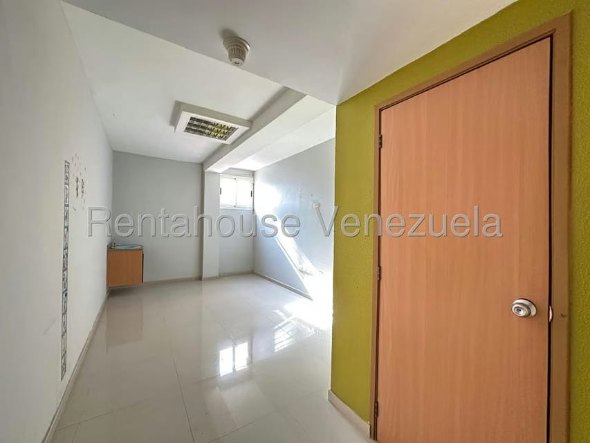 Comercial (Edificio) en Alquiler en Centro, Falcon - 17