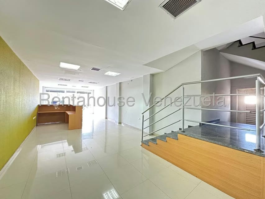 Comercial (Edificio) en Alquiler en Centro, Falcon - 3