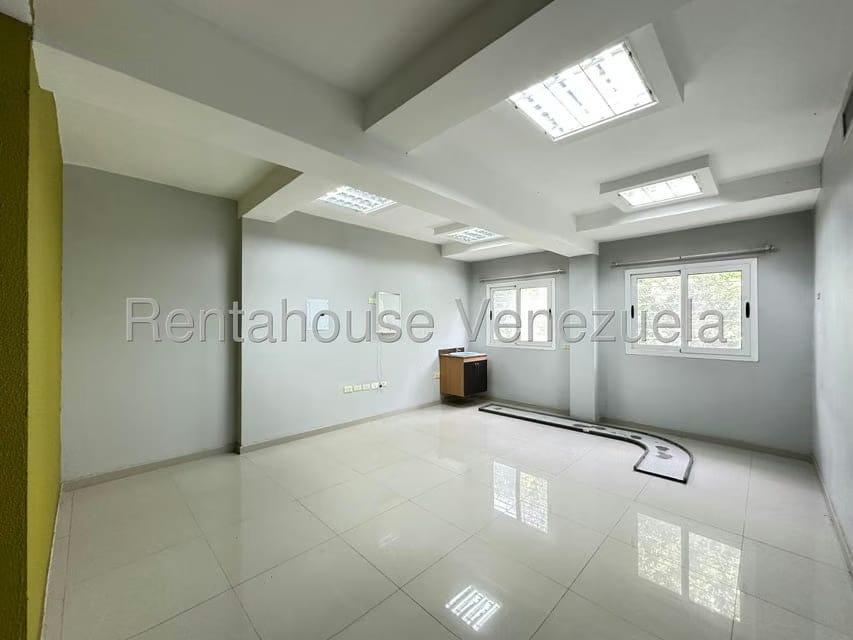 Comercial (Edificio) en Alquiler en Centro, Falcon - 23