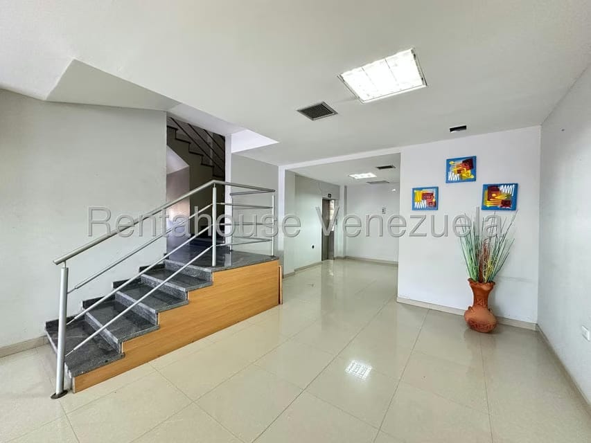 Comercial (Edificio) en Alquiler en Centro, Falcon - 4