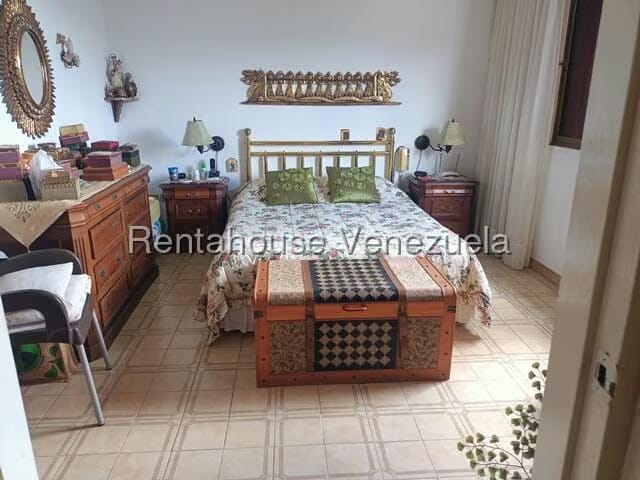 Casa (Multipes Niveles) en Venta en Colinas de Santa Monica, Distrito Metropolitano - 31
