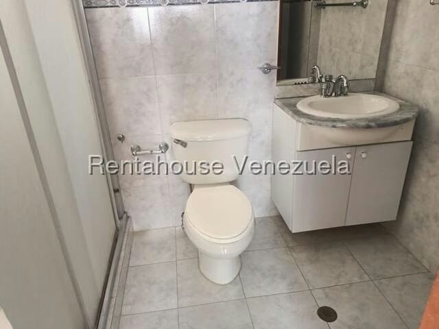 Casa (Multipes Niveles) en Venta en Colinas de Santa Monica, Distrito Metropolitano - 39