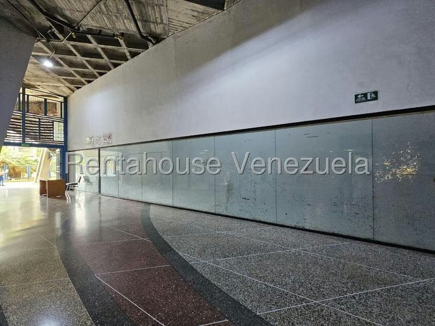 Comercial (Local Comercial) en Venta en Colinas de Carrizal, Miranda - 2
