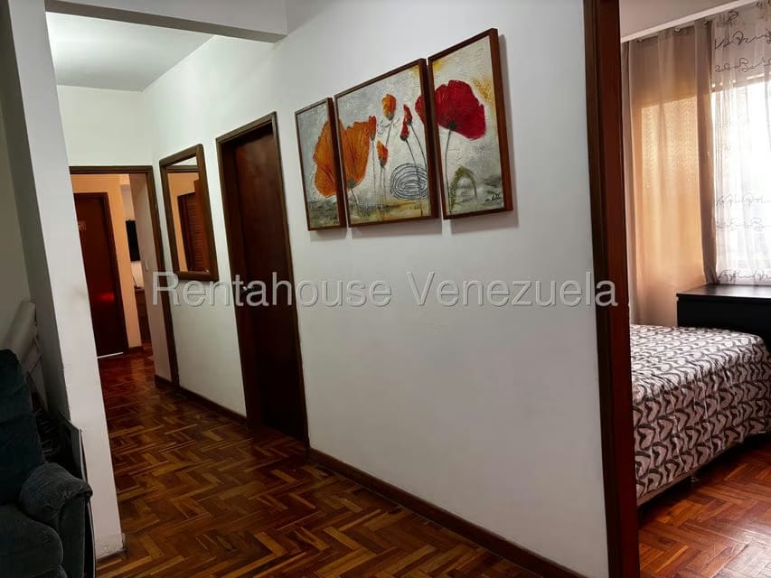 Casa (1 Nivel) en Venta en Lomas del Halcon, Distrito Metropolitano - 14