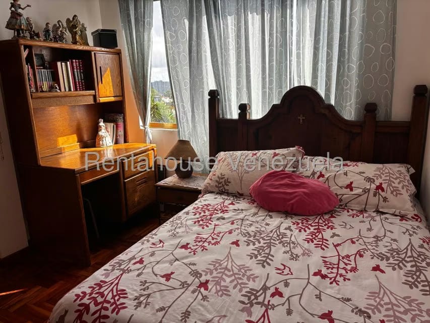 Casa (1 Nivel) en Venta en Lomas del Halcon, Distrito Metropolitano - 17