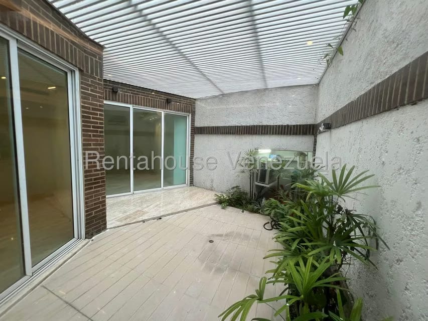 Apartamento (1 Nivel) en Venta en Lomas de Las Mercedes, Distrito Metropolitano - 33