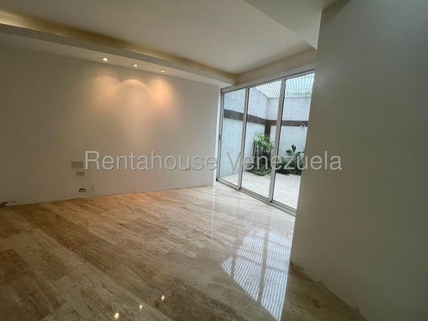 Apartamento (1 Nivel) en Venta en Lomas de Las Mercedes, Distrito Metropolitano - 36