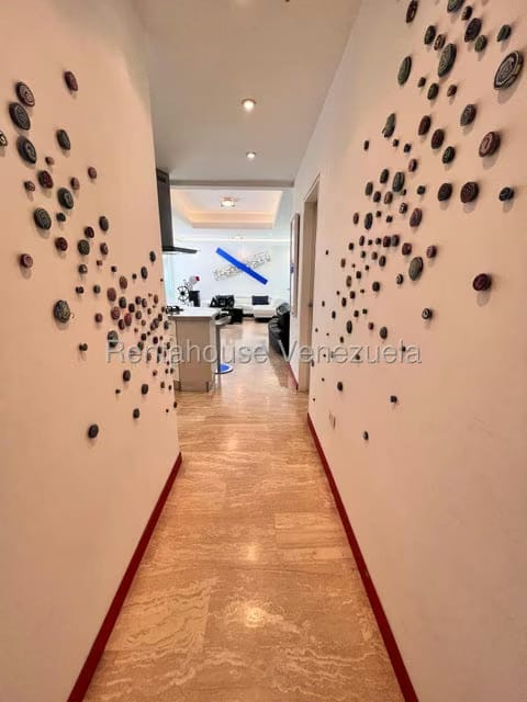 Apartamento (1 Nivel) en Venta en Lomas de Las Mercedes, Distrito Metropolitano - 8