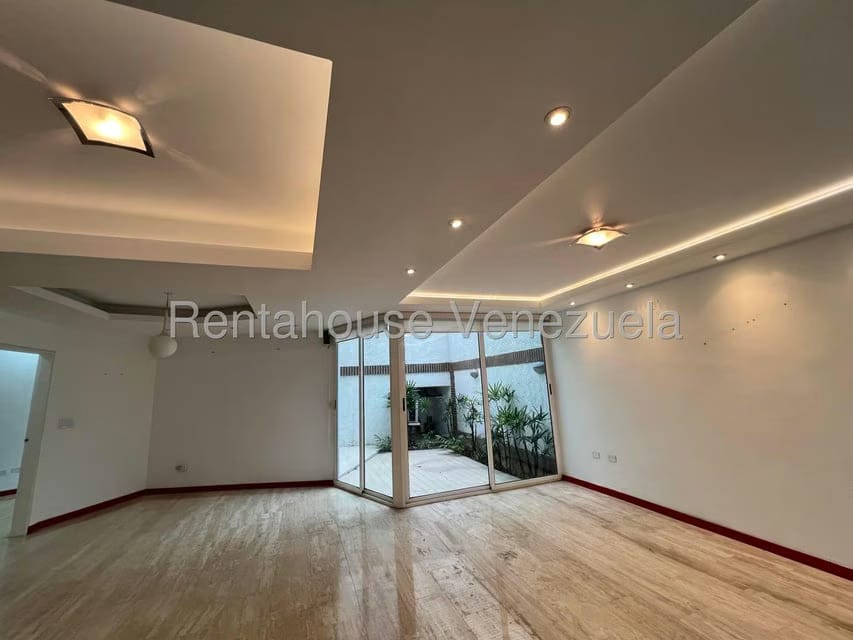 Apartamento (1 Nivel) en Venta en Lomas de Las Mercedes, Distrito Metropolitano - 10